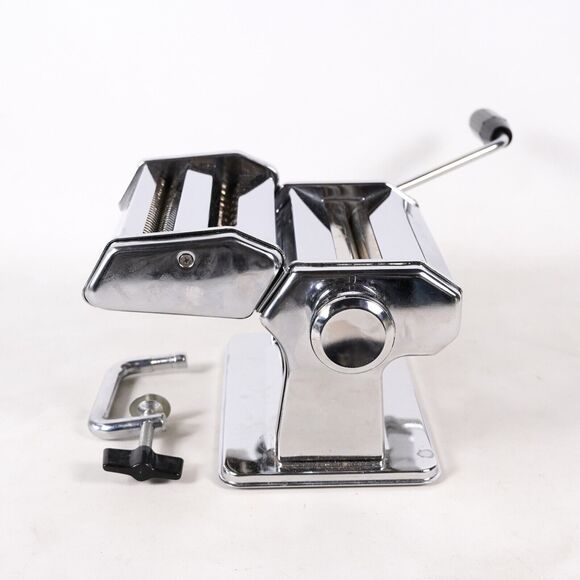 Villaware Al Dente Pasta Maker Spaghetti Machine 7 Levels Thickness Metal Chrome - Picture 5 of 16